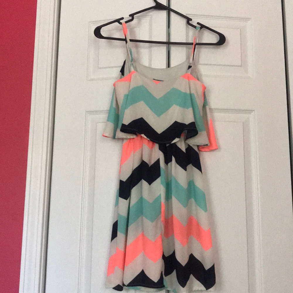 Dress - Picture 2 of 2